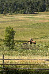 Obraz premium Tractor in the field