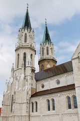 Fototapeta na wymiar Stiftskirche Klosterneuburg, Niederösterreich