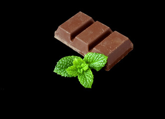 chocolate and peppermint on black