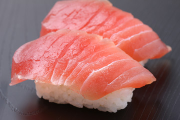 sushi(tuna)