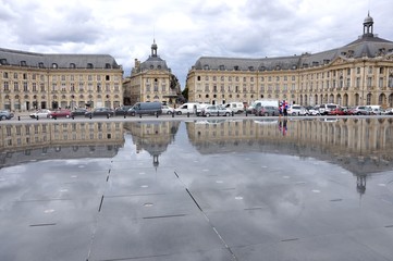 Fototapeta na wymiar monument de Bordeaux 23