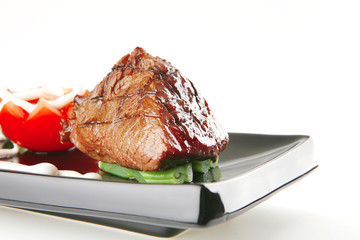 juice roast fillet mignon with tomato