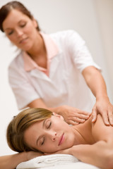 Obraz na płótnie Canvas Luxury care - woman getting back massage