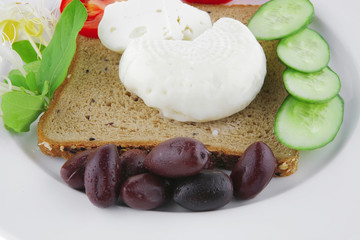 light feta and tomatoes