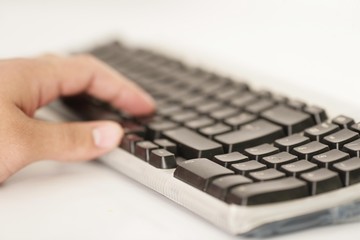 Hand an dem Keyboard