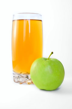 Green apple and apple juice