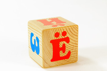 russischer Buchstabe Ё