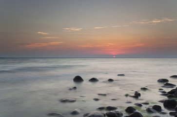 Fototapeta na wymiar Beautiful ocean view. Sun rising.
