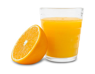 Verre de jus d& 39 orange frais avec des fruits