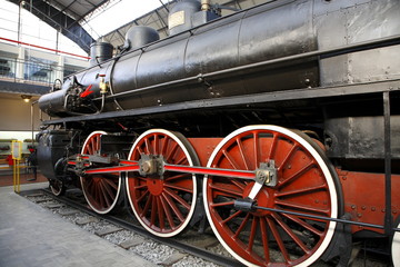 locomotrice antica milano treno antico