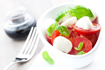 Caprese Salat mit Balsamico