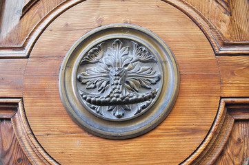 Handle on allwood door.