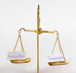 Ausschütten - Thesaurieren