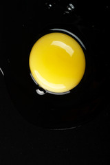 Fototapeta premium broken egg