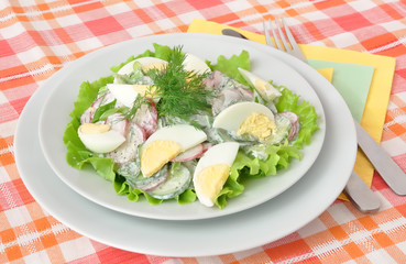 salad with egg