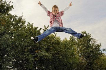 Kind fliegt © marioArte