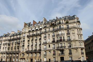Fototapeta na wymiar Immeuble du 16 me arrondissement de Paris