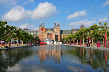 Amsterdam museum © DanyMihai