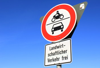 "DURCHFAHRT VERBOTEN" in Deutscghland