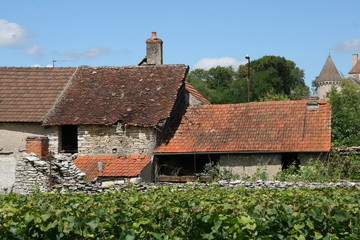 Fototapeta na wymiar maisons anciennes Bourgogne