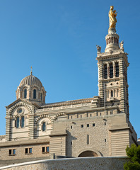 Fototapeta na wymiar Notre dame de la garde cathedral