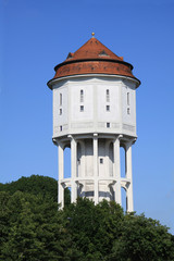 Fototapeta na wymiar Wasserturm in Emden