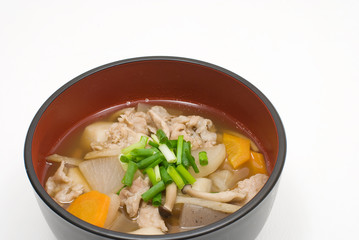 豚汁・中丼どんぶり盛り醤油味