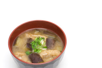 ナスとあぶらげの味噌汁