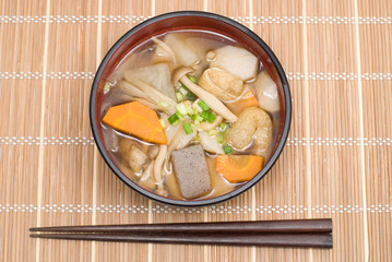 けんちん汁・どんぶり盛り