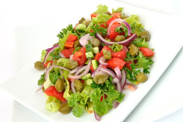 Vegetable salad with capers