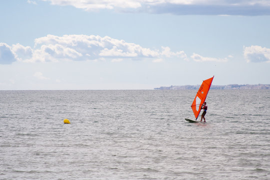 Surf en el mediterr&aacute;neo