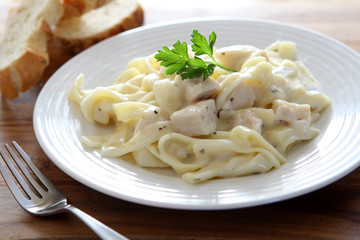 Fettuccine Alfredo