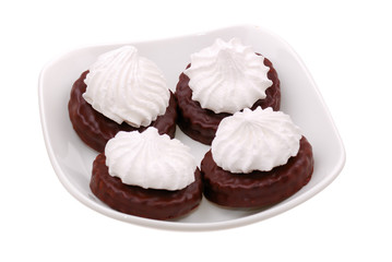 Plate with a white zephyr