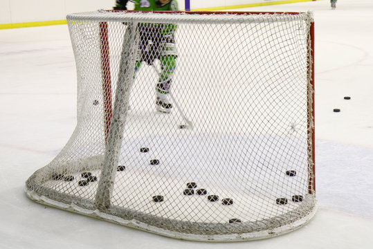 hockey net on ice