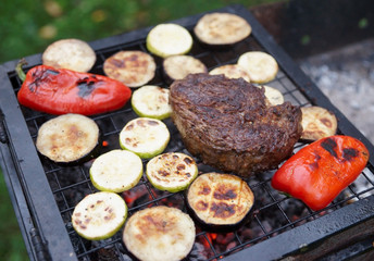 Rib eye steak with vegetables