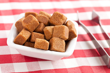 brown cubes of sugar