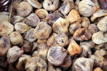 Dried figs