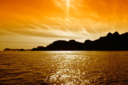 Fototapeta Scenic view at Alaska during sunset