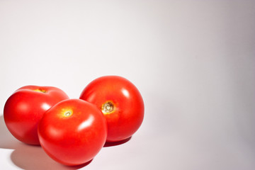 Tomaten im Dreieck