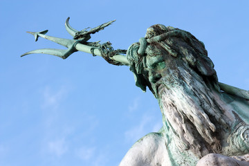 Neptun am Neptunbrunnen in Berlin © UbjsP
