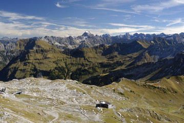 Blick vom Nebelhorngipfel auf die Allgäuer Alpen