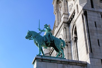 Obraz premium Statue du Sacré-Coeur