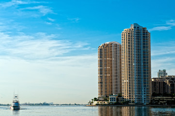 Fototapeta na wymiar Miami Brickell Apartments Kluczowe