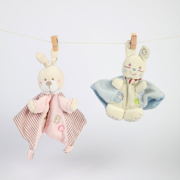 doudous rose et bleu