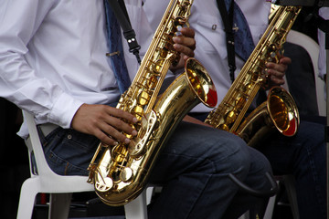 Fototapeta na wymiar Saxophonisten