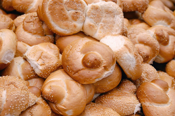 rolls on market stand