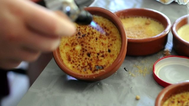 Cr&egrave;mes Brul&eacute;es