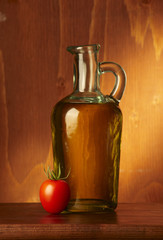 Still life con olio d'oliva e pomodorino