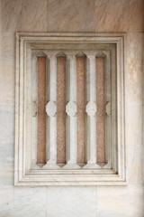 Obraz premium Window frame on the temple wall