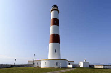 Fototapeta na wymiar Lighthouse at Tarbat Ness